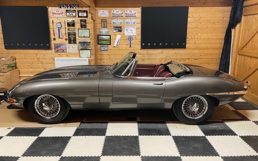 Jaguar E Type