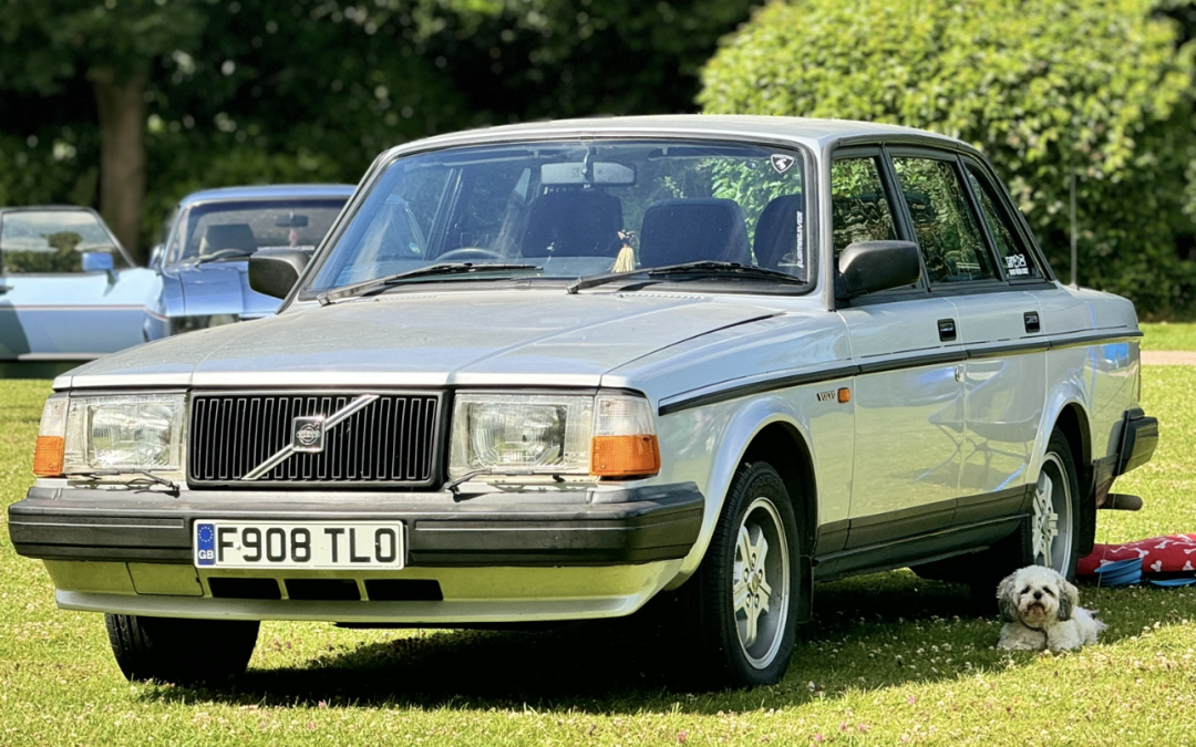 Volvo 240 GLT